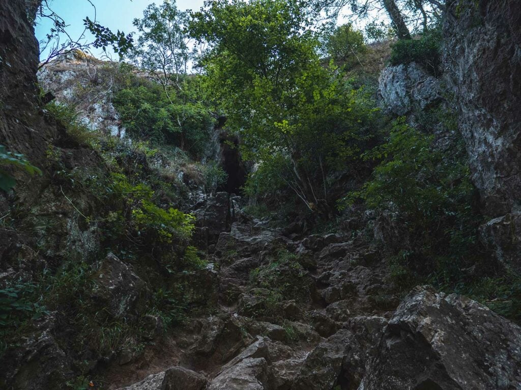 Reynard&rsquo;s Cave, in Dovedale Valley, Peak District