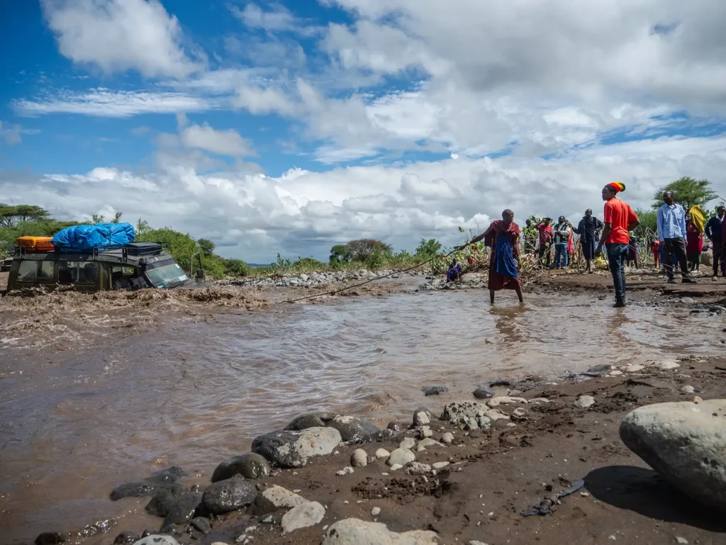 safari truck stuck on floods