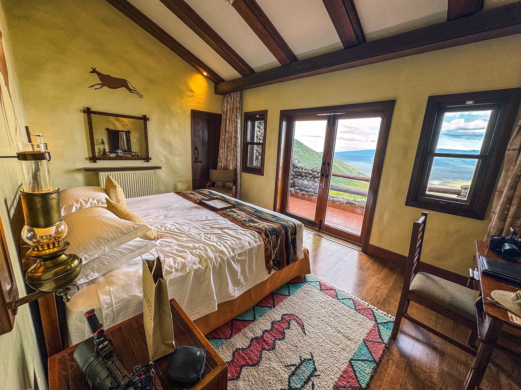 Mid-Range lodge accommodation on the Ngorongoro Crater rim