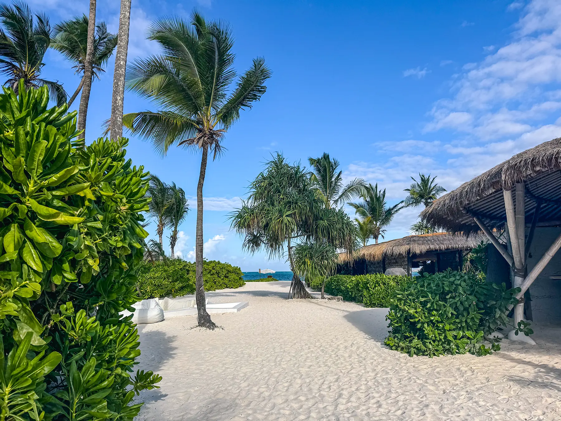 Luxury barefoot hotel accommodation in Zanzibar
