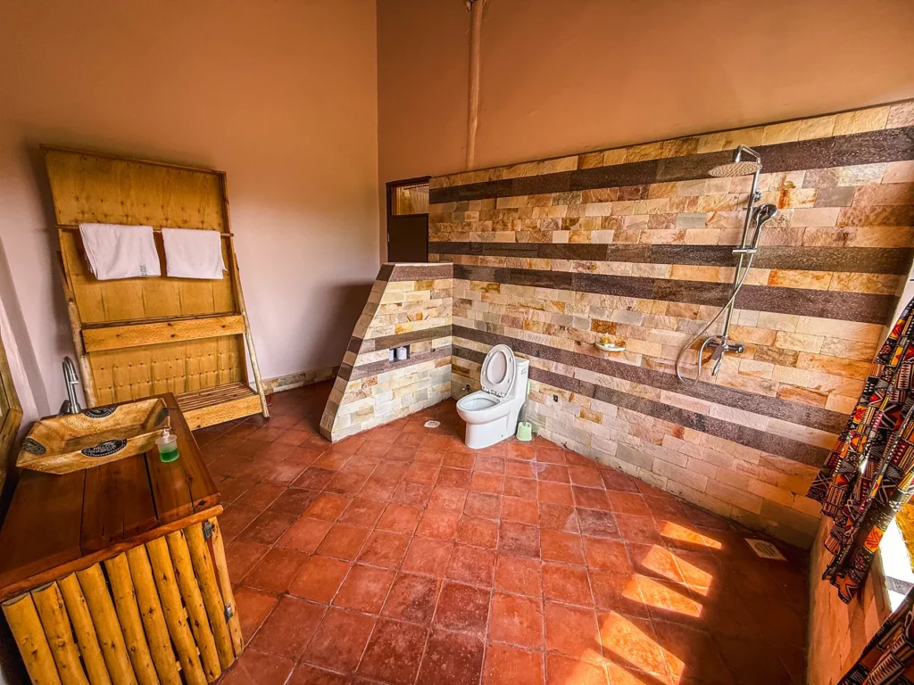 Ensuite bathroom at Enshama Game Lodge & Campsite, Queen Elizabeth National Park, Uganda